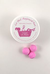 PERLES DE BAIN EFFERVESCENTES - CERISIER EN FLEURS